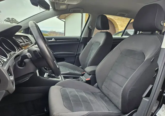 VOLKSWAGEN Golf 1.5 TSI ACT (BlueMotion Technology) DSG Highline