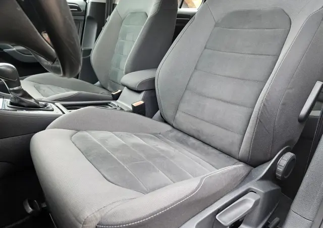 VOLKSWAGEN Golf 1.5 TSI ACT (BlueMotion Technology) DSG Highline