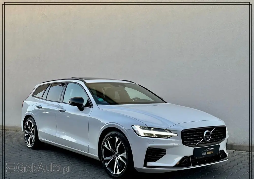 VOLVO V60 T6 AWD Recharge Geartronic RDesign