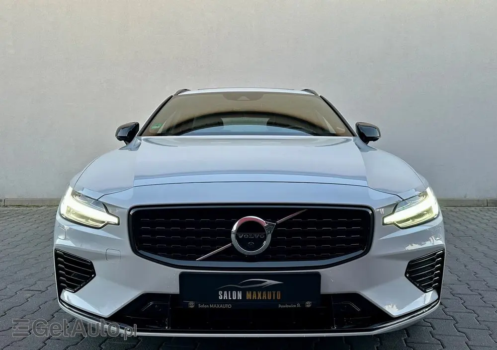 VOLVO V60 T6 AWD Recharge Geartronic RDesign