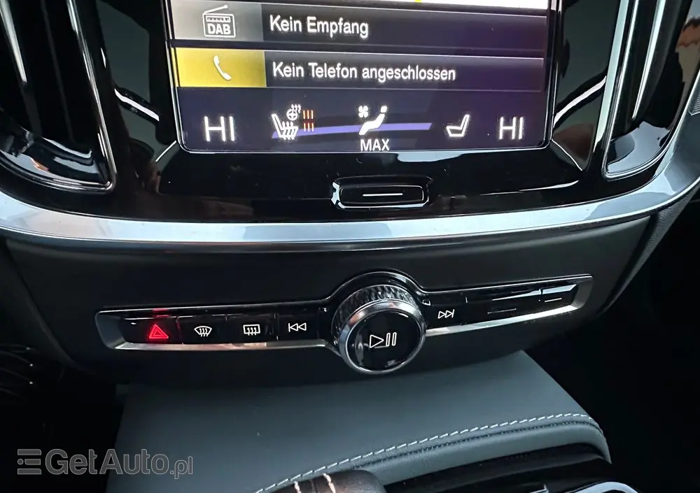 VOLVO V60 T6 AWD Recharge Geartronic RDesign