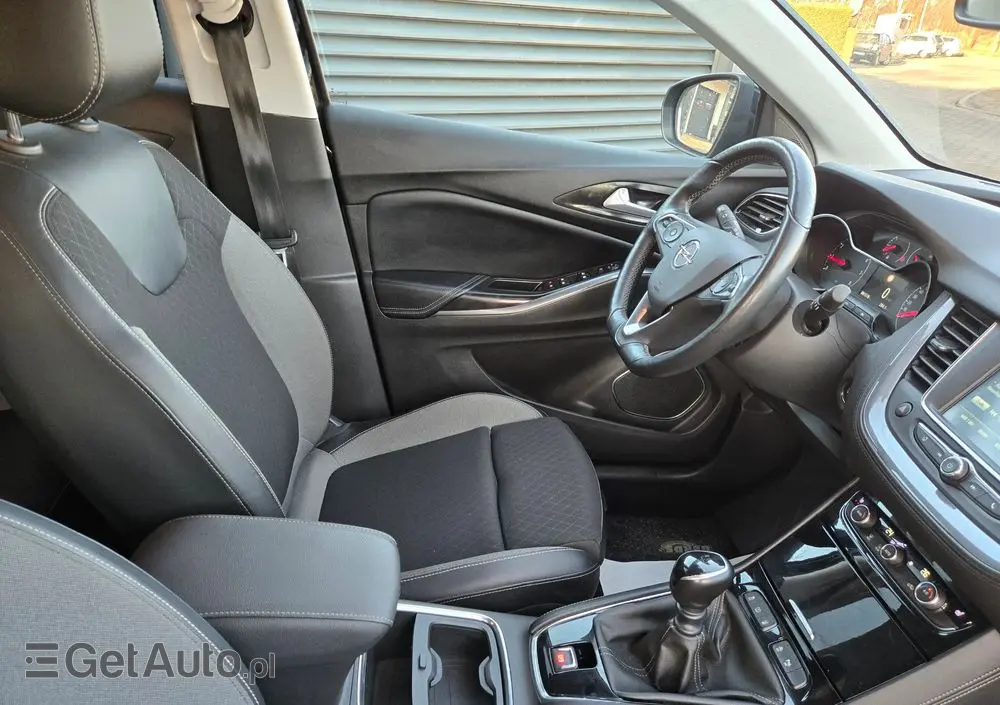 OPEL Grandland X 1.2 Start/Stop Business Elegance