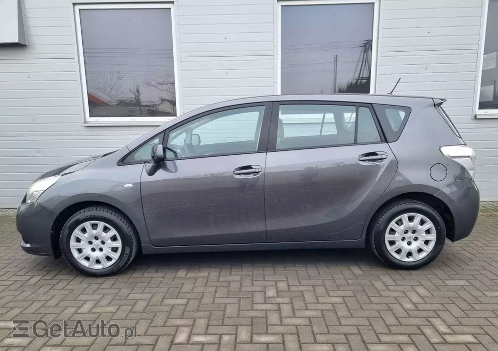 TOYOTA Verso 1.6 Travel