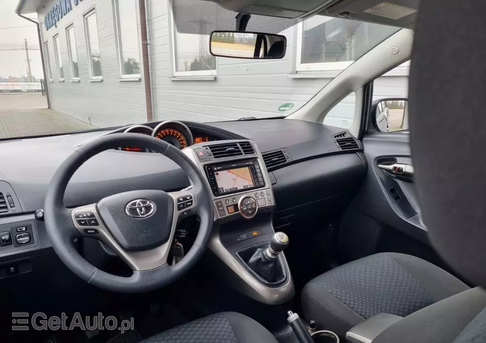 TOYOTA Verso 1.6 Travel