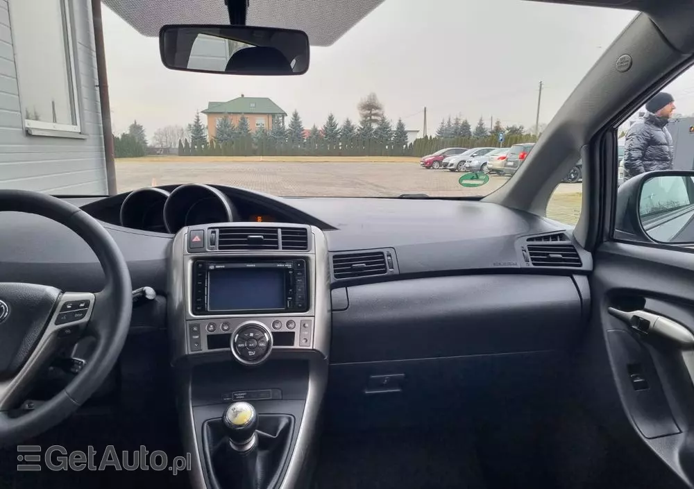 TOYOTA Verso 1.6 Travel