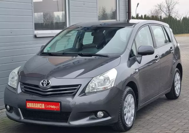 TOYOTA Verso 1.6 Travel