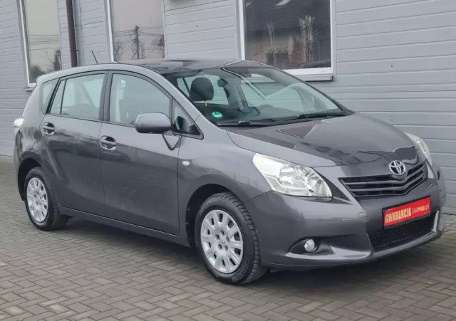 TOYOTA Verso 1.6 Travel