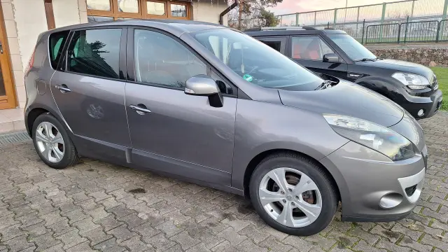 RENAULT Scenic Expression 110