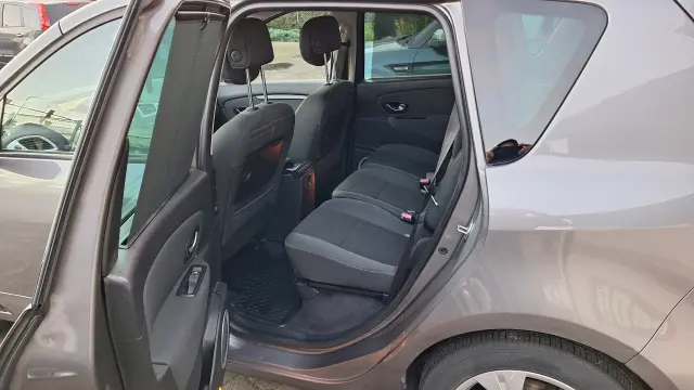 RENAULT Scenic Expression 110