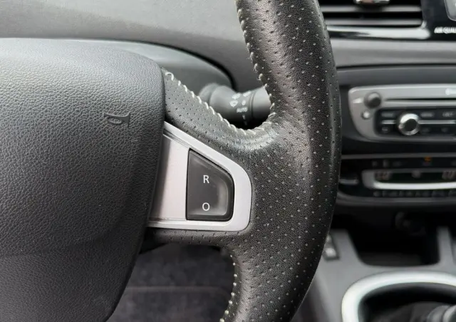 RENAULT Grand Scenic Gr 1.5 dCi Dynamique