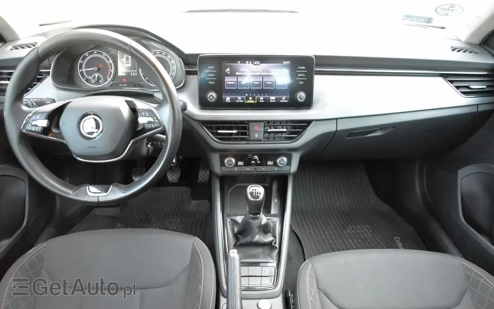 SKODA Kamiq 1.0 TSI Ambition