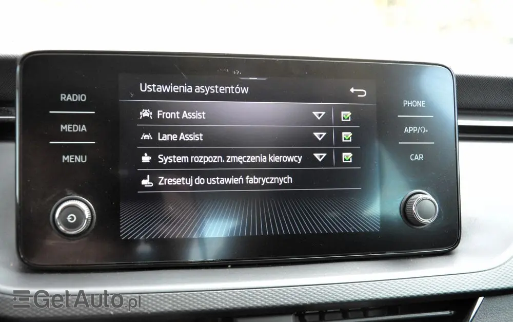 SKODA Kamiq 1.0 TSI Ambition