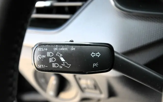 SKODA Kamiq 1.0 TSI Ambition