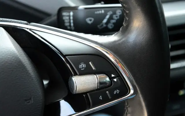 SKODA Kamiq 1.0 TSI Ambition