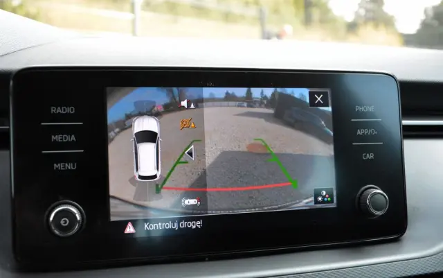 SKODA Kamiq 1.0 TSI Ambition