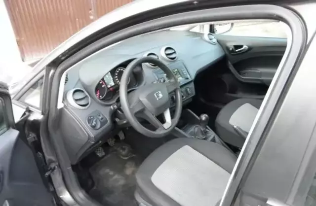 SEAT Ibiza 