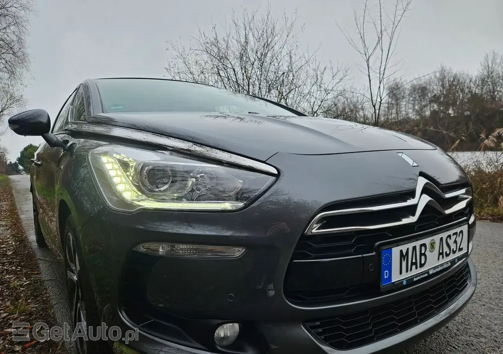 CITROËN DS5 1.6 THP SoChic