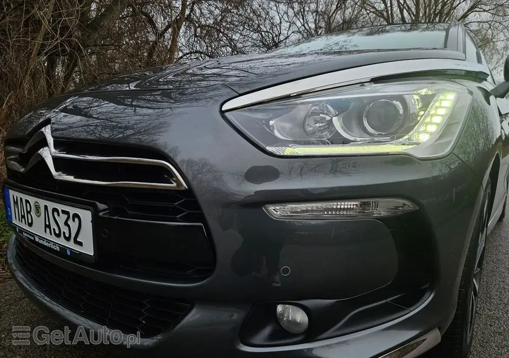 CITROËN DS5 1.6 THP SoChic