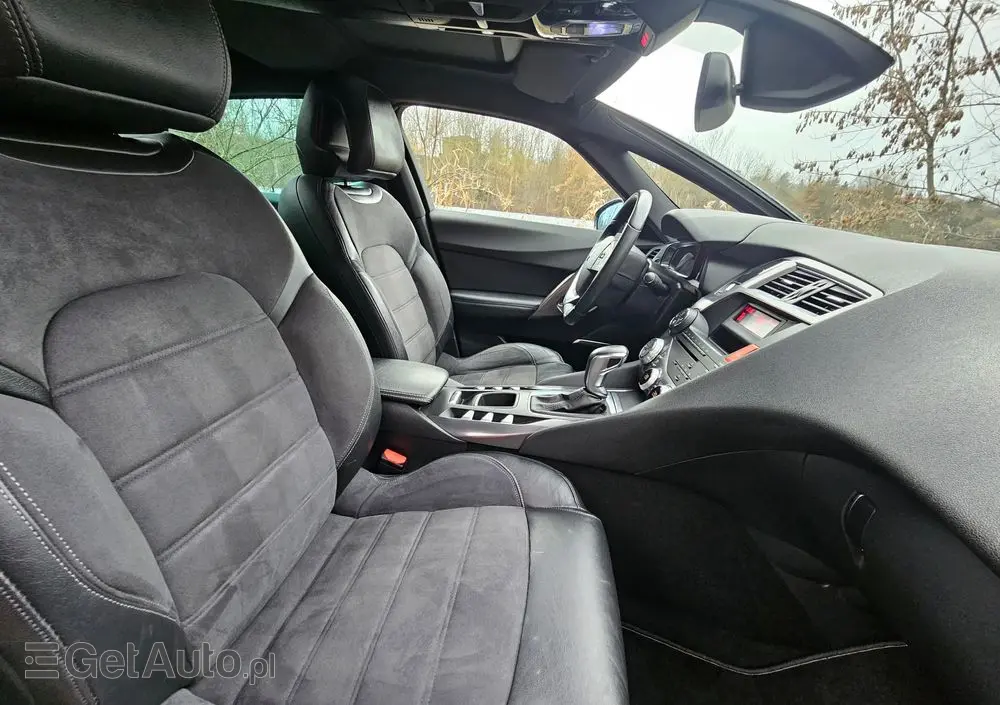 CITROËN DS5 1.6 THP SoChic