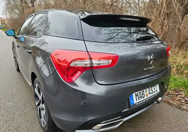 CITROËN DS5 1.6 THP SoChic