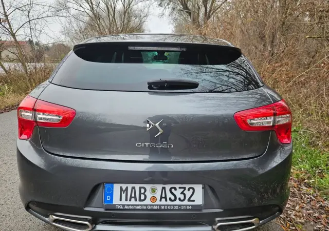 CITROËN DS5 1.6 THP SoChic