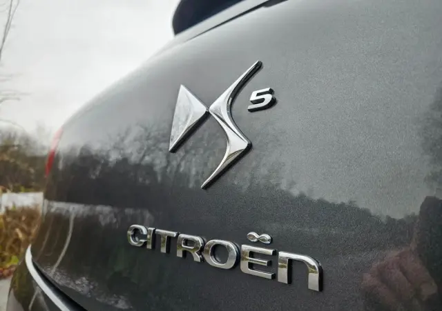 CITROËN DS5 1.6 THP SoChic