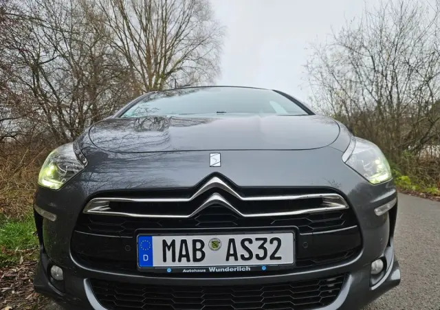 CITROËN DS5 1.6 THP SoChic