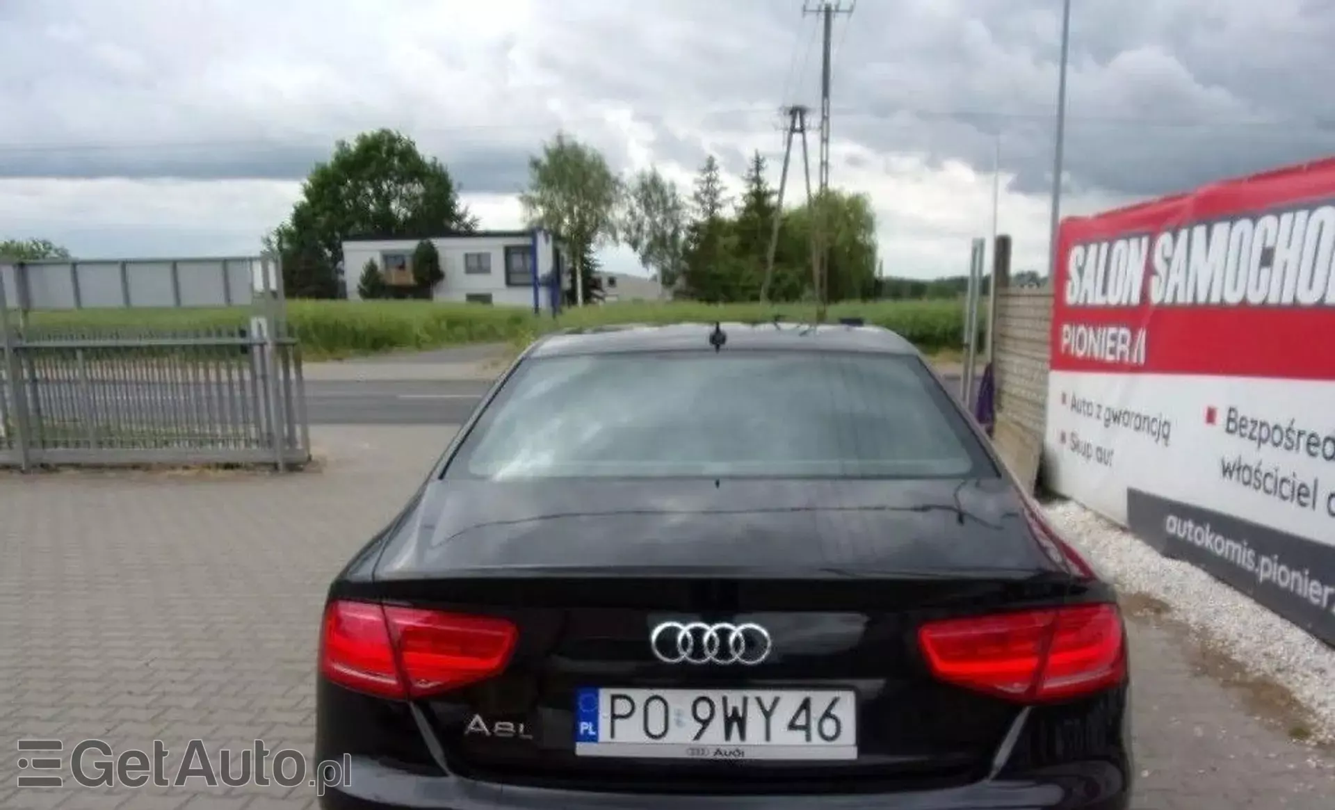 AUDI A8 