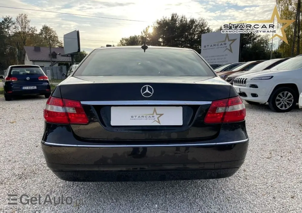 MERCEDES-BENZ Klasa E 200 BlueTEC 7G-TRONIC Elegance