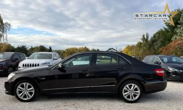 MERCEDES-BENZ Klasa E 200 BlueTEC 7G-TRONIC Elegance