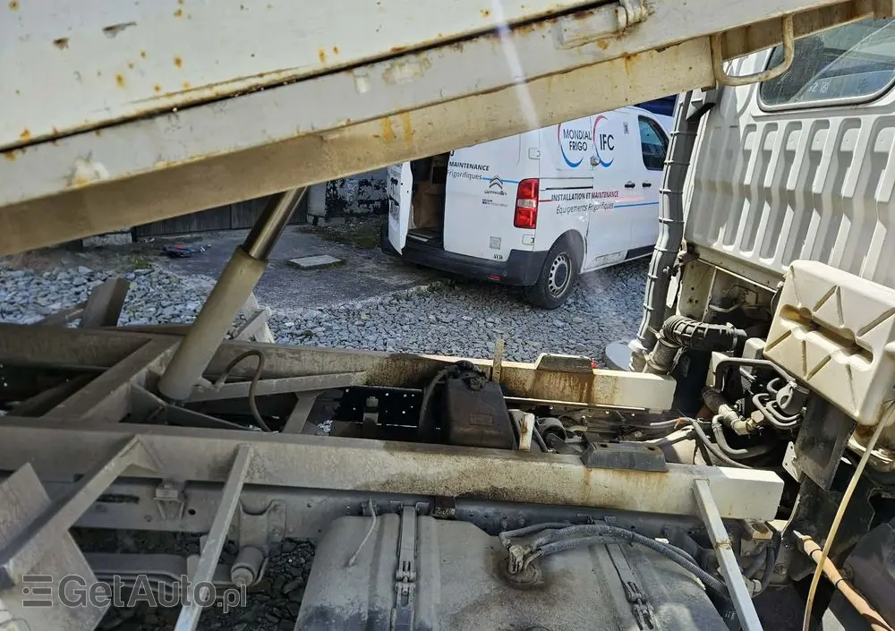 NISSAN CABSTAR WYWROTKA 