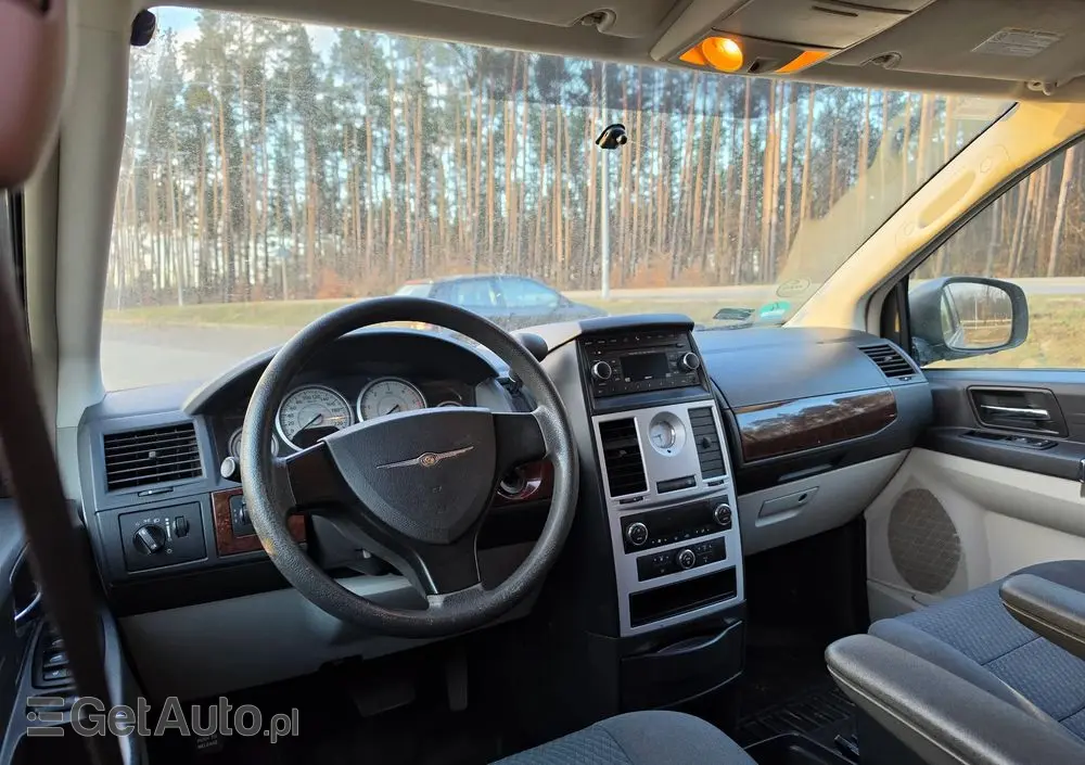 CHRYSLER Grand Voyager 2.8 CRD Automatik LX