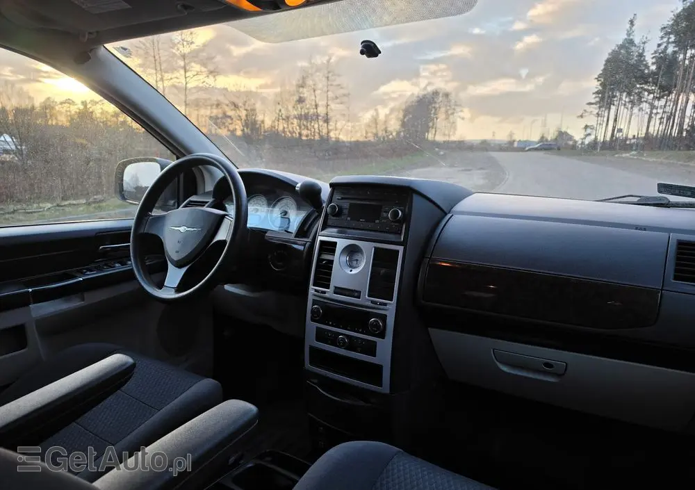 CHRYSLER Grand Voyager 2.8 CRD Automatik LX