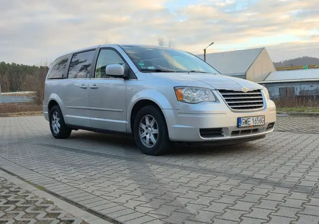 CHRYSLER Grand Voyager 2.8 CRD Automatik LX