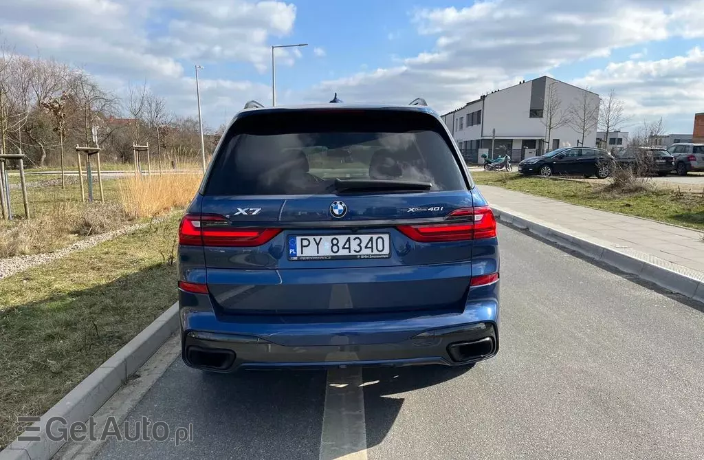 BMW X7 