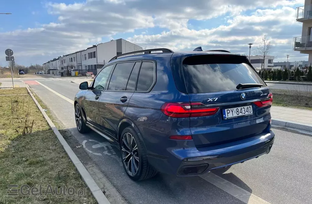BMW X7 