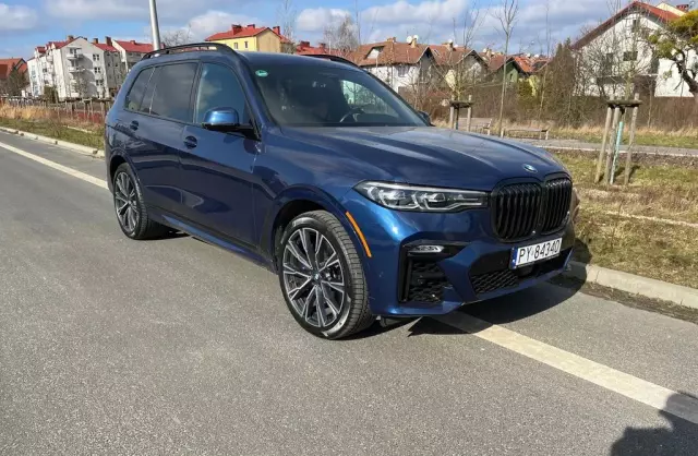 BMW X7 