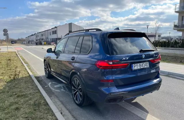 BMW X7 