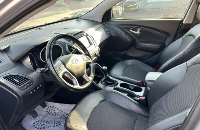 HYUNDAI Ix35 