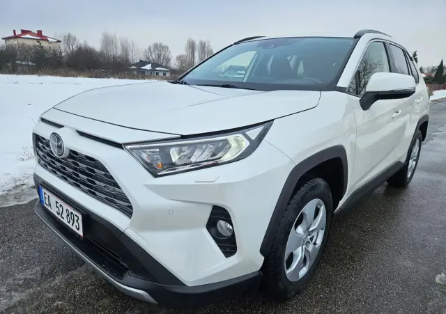 TOYOTA RAV4 