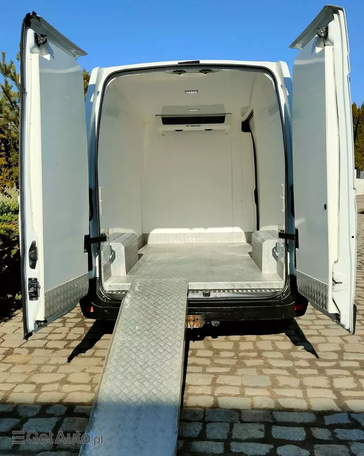 RENAULT Master 2,3 dCi L2H2 Chłodnia Thermo King 
