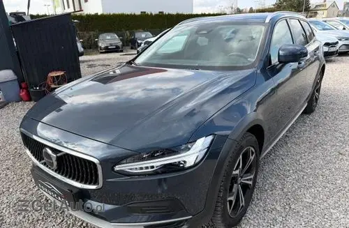VOLVO V90 Cross Country 