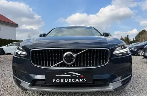 VOLVO V90 Cross Country 