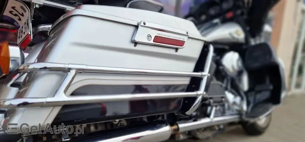 HARLEY-DAVIDSON Touring 