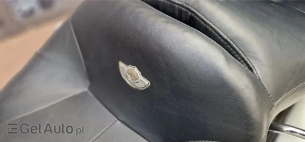 HARLEY-DAVIDSON Touring 