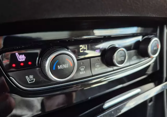 OPEL Grandland X 2.0 D Start/Stop Automatik Business INNOVATION