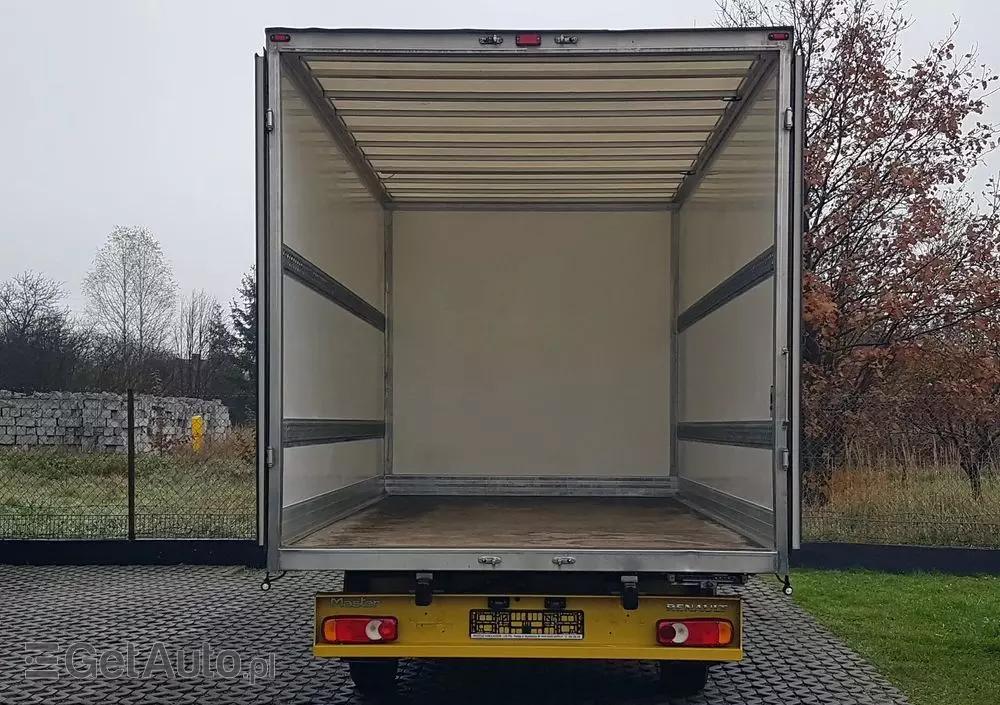 RENAULT MASTER KONTENER 8EP 4,21x2,23x2,22 KLIMA MANUAL KRAJOWY 6-BIEGÓW 