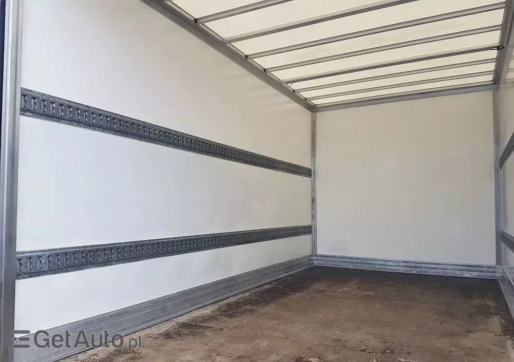 RENAULT MASTER KONTENER 8EP 4,21x2,23x2,22 KLIMA MANUAL KRAJOWY 6-BIEGÓW 