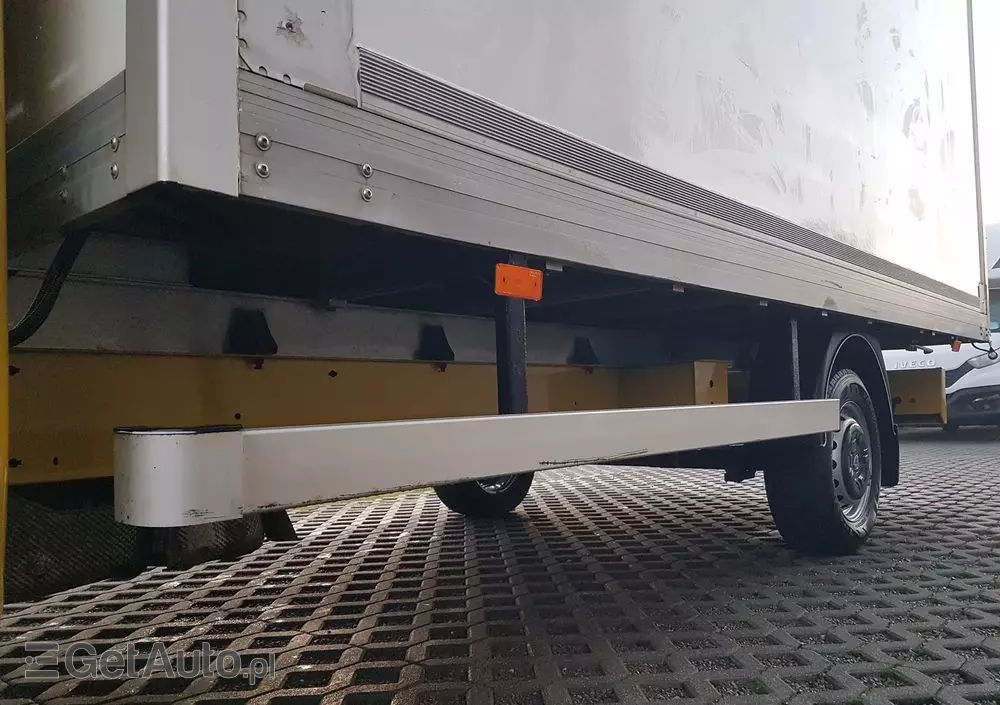 RENAULT MASTER KONTENER 8EP 4,21x2,23x2,22 KLIMA MANUAL KRAJOWY 6-BIEGÓW 