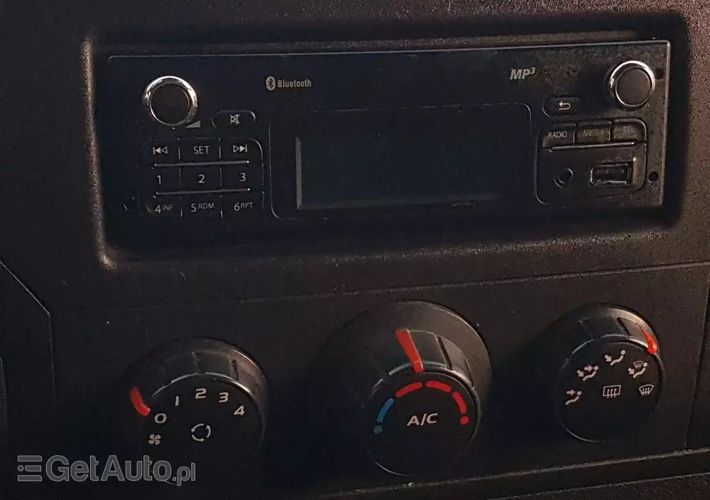 RENAULT MASTER KONTENER 8EP 4,21x2,23x2,22 KLIMA MANUAL KRAJOWY 6-BIEGÓW 